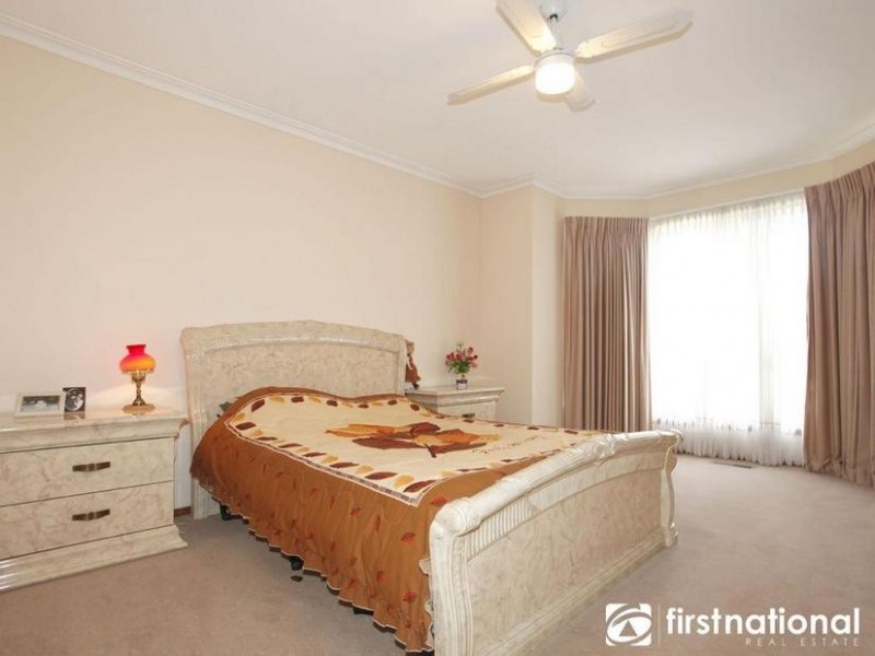 20 Marson Crescent, Hallam VIC 3803