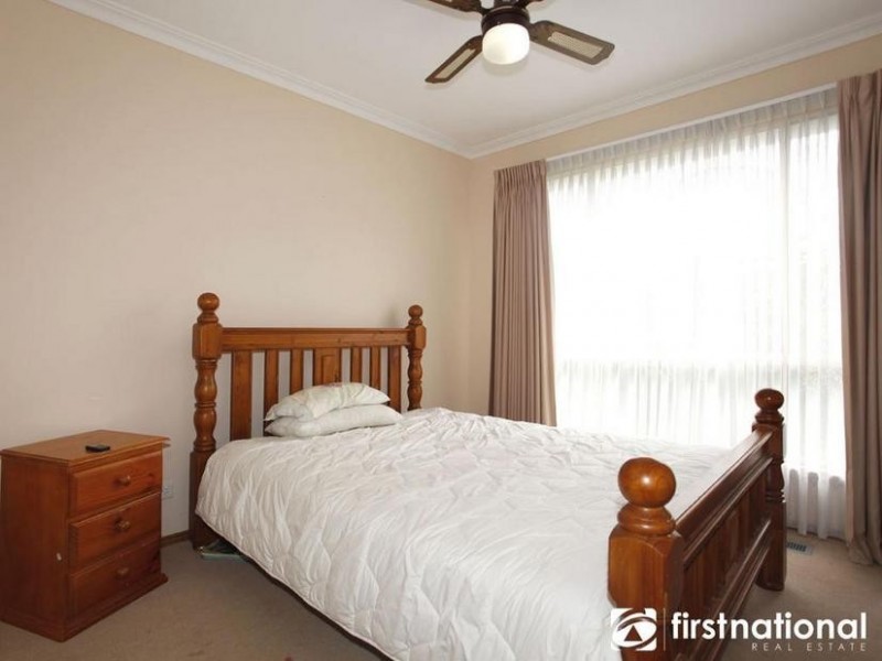20 Marson Crescent, Hallam VIC 3803