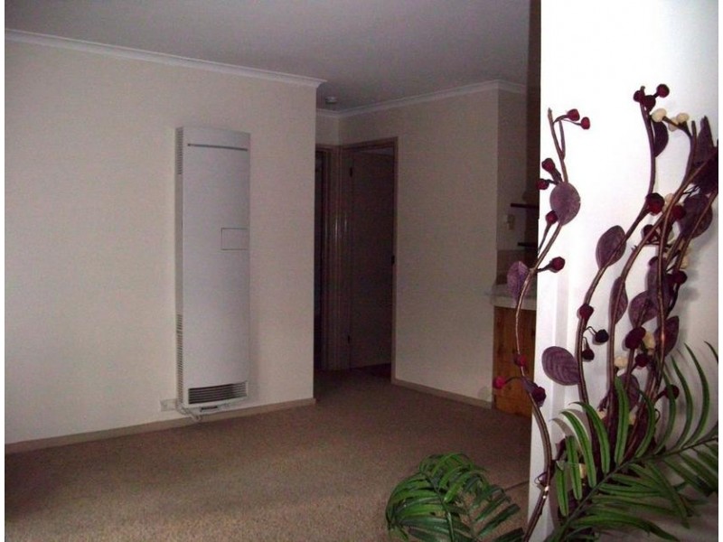 24 Guildford Crescent, Narre Warren VIC 3805