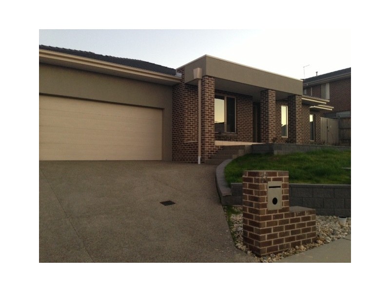 17 Avenview Drive, Narre Warren North VIC 3804