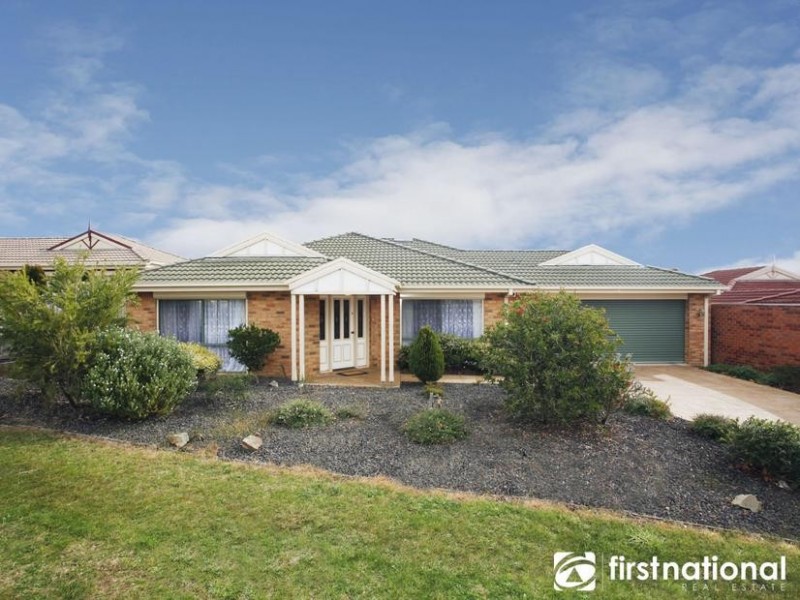 19 Knightsbridge Court, Narre Warren VIC 3805