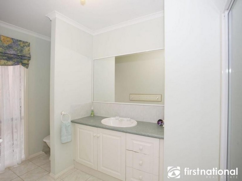 19 Knightsbridge Court, Narre Warren VIC 3805