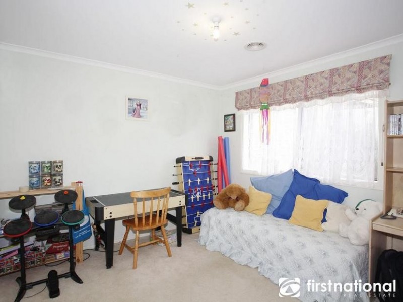 19 Knightsbridge Court, Narre Warren VIC 3805