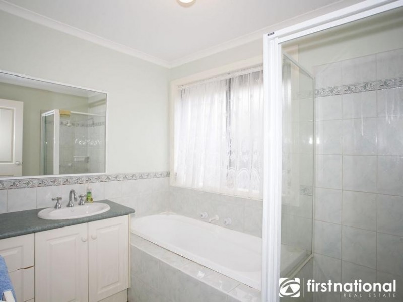 19 Knightsbridge Court, Narre Warren VIC 3805