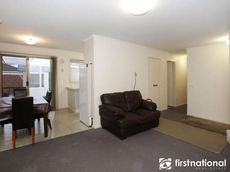 2 Topaz Place, Narre Warren VIC 3805