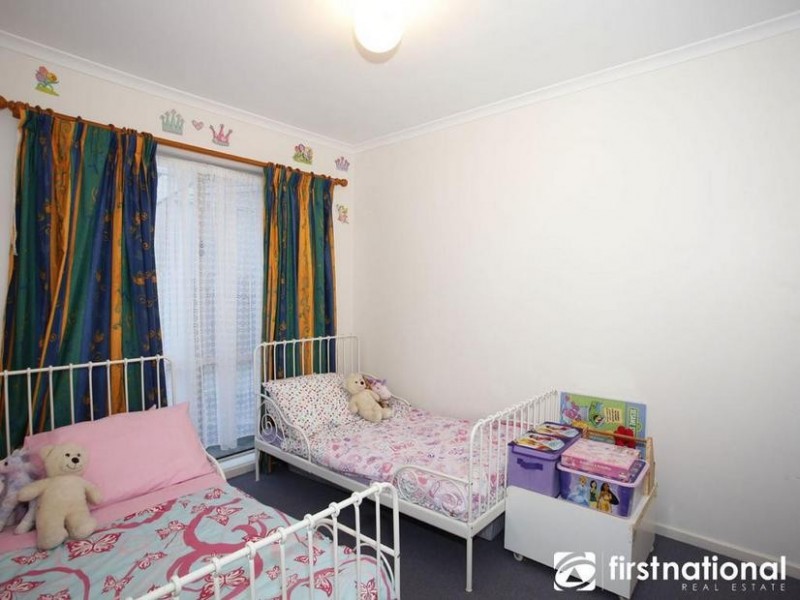 2 Topaz Place, Narre Warren VIC 3805