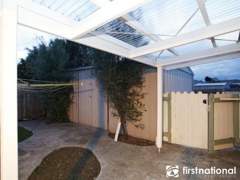 2 Topaz Place, Narre Warren VIC 3805