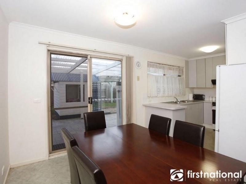 2 Topaz Place, Narre Warren VIC 3805