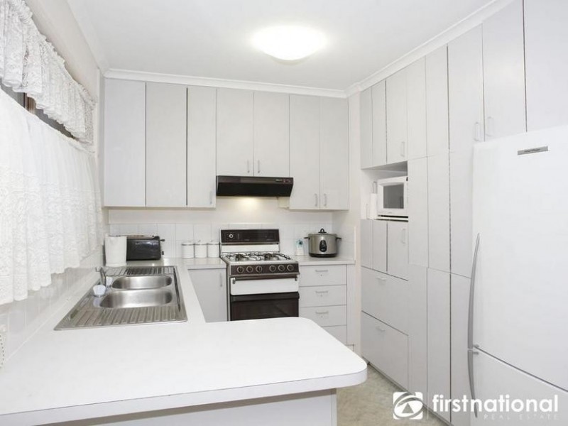 2 Topaz Place, Narre Warren VIC 3805