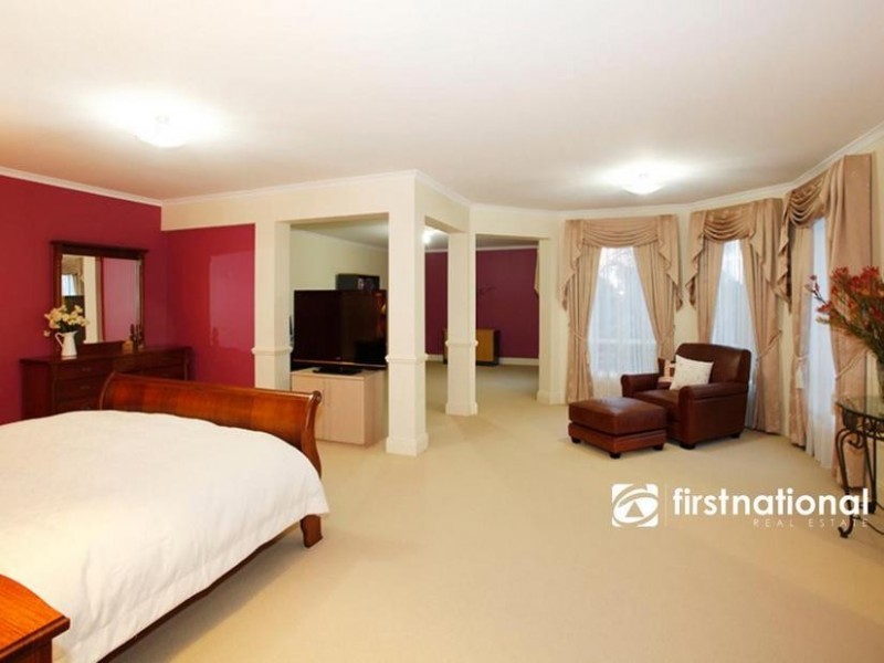 3 Pimento Close, Narre Warren South VIC 3805