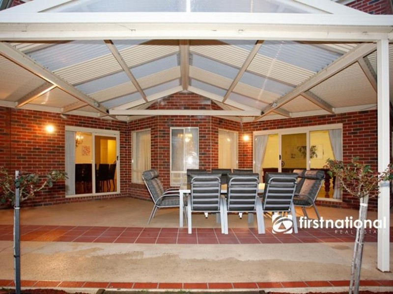 3 Pimento Close, Narre Warren South VIC 3805