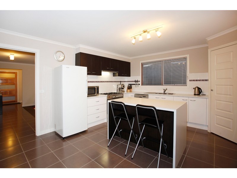 31 Tuileries Rise, Narre Warren South VIC 3805