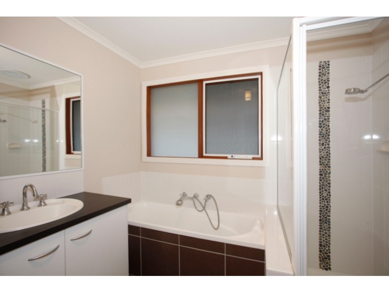 31 Tuileries Rise, Narre Warren South VIC 3805