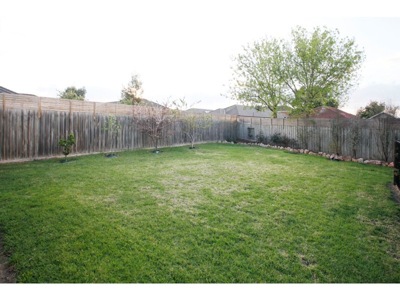 31 Tuileries Rise, Narre Warren South VIC 3805