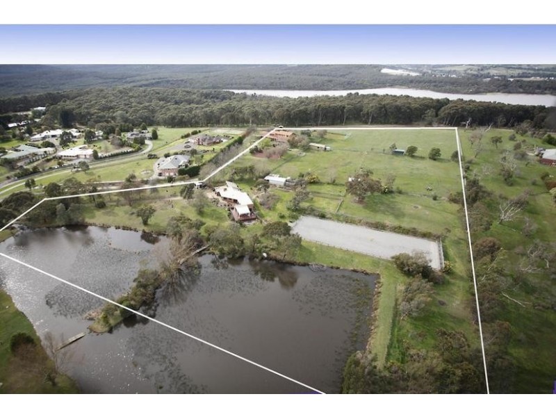 11 & 12 Oaks Court, Lysterfield South VIC 3156