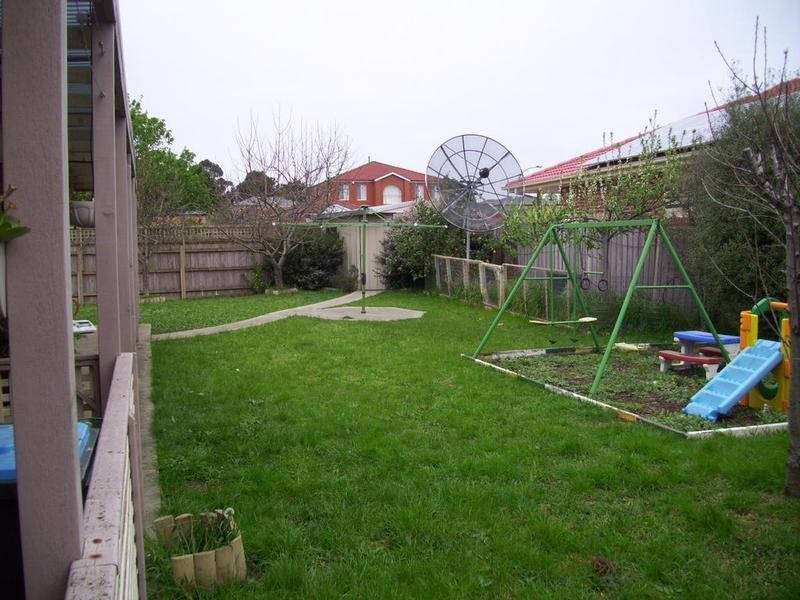 50 Bunbury Avenue, Narre Warren VIC 3805