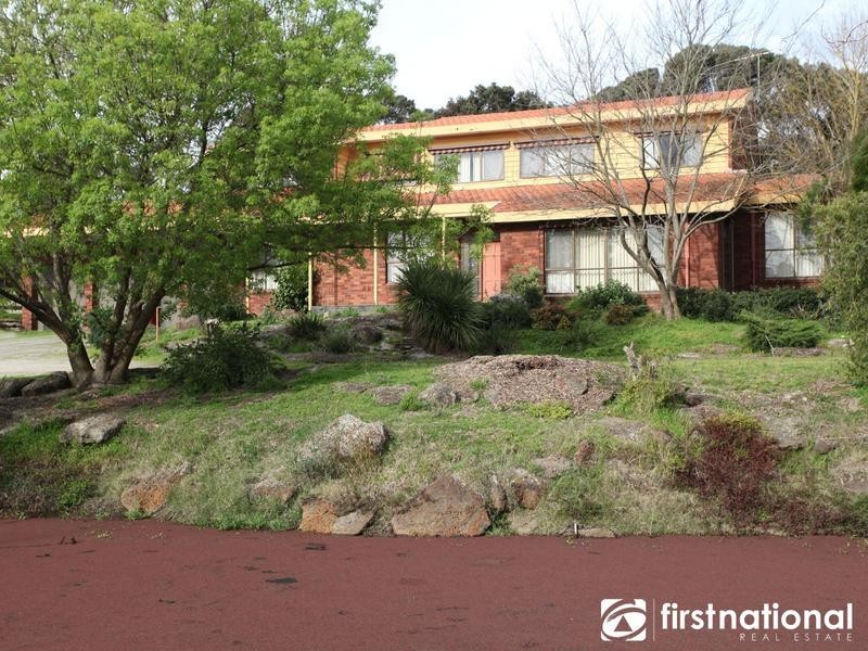 11 & 12 Oaks Court, Lysterfield South VIC 3156