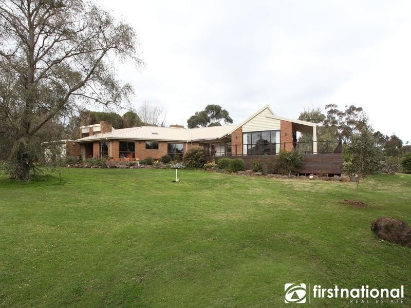 11 & 12 Oaks Court, Lysterfield South VIC 3156