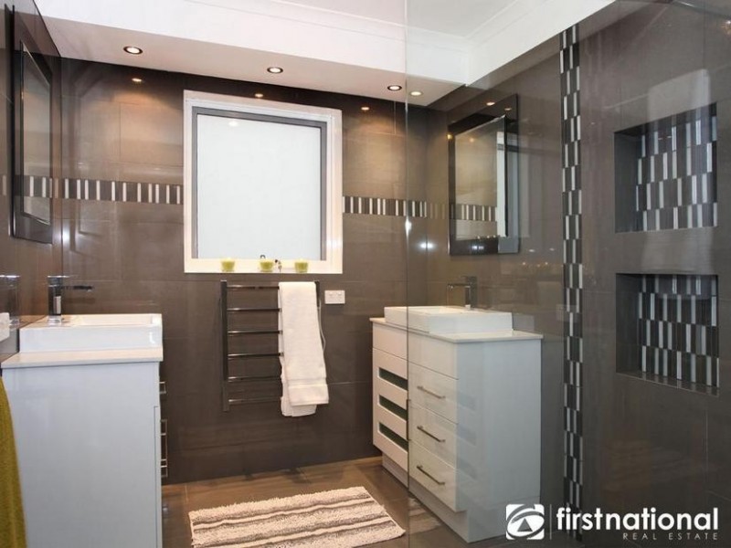 14 Green Ridge Avenue, Narre Warren VIC 3805