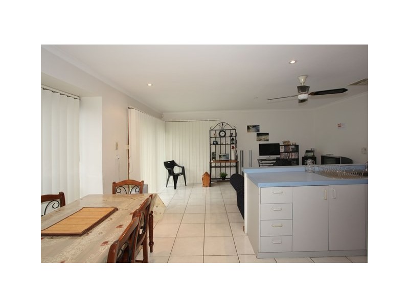 1 Alpine Walk, Hampton Park VIC 3976