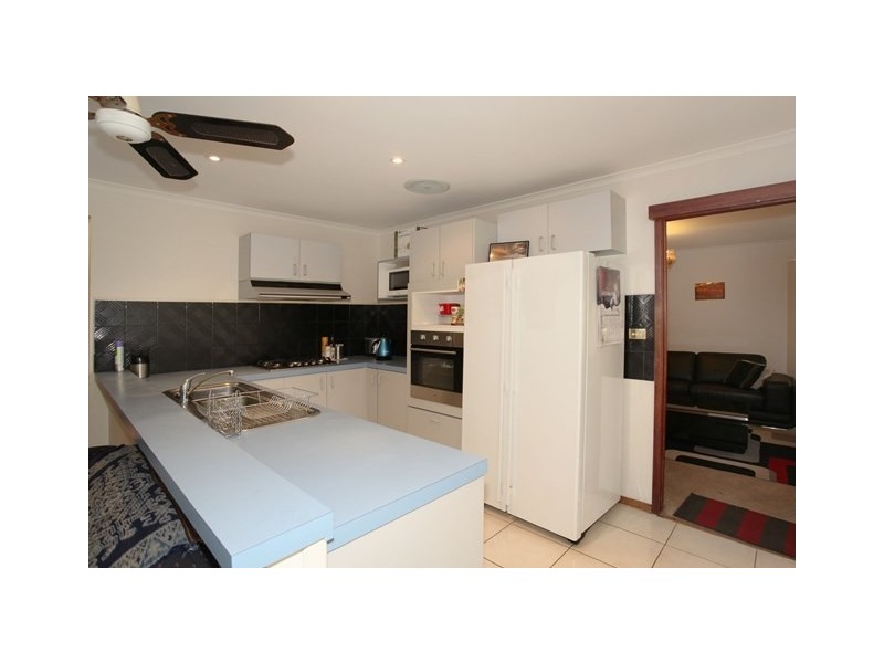 1 Alpine Walk, Hampton Park VIC 3976