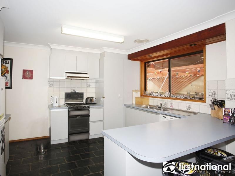 45 Strathavan Drive, Berwick VIC 3806