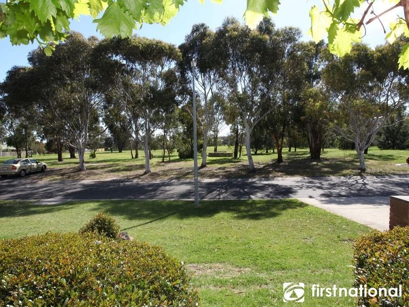 46 Sunnyside Drive, Berwick VIC 3806