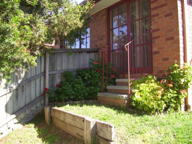 1/17-19 Madison Avenue, Narre Warren VIC 3805