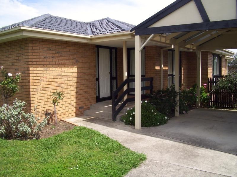 12 Shawnee Court, Narre Warren VIC 3805