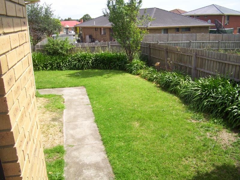 12 Shawnee Court, Narre Warren VIC 3805