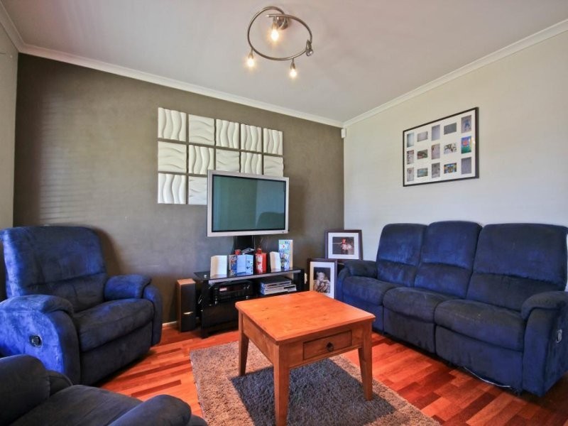 8 Baronessa Avenue, Narre Warren South VIC 3805