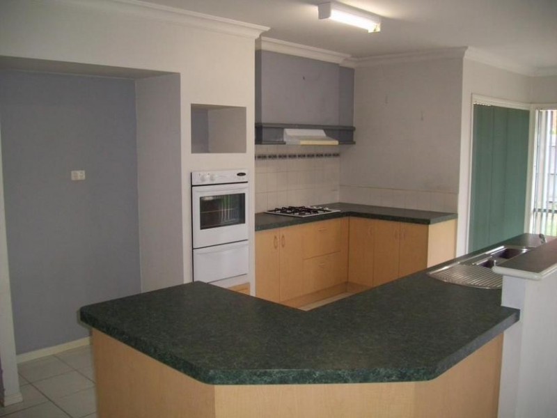 50 Galloway Drive, Narre Warren South VIC 3805