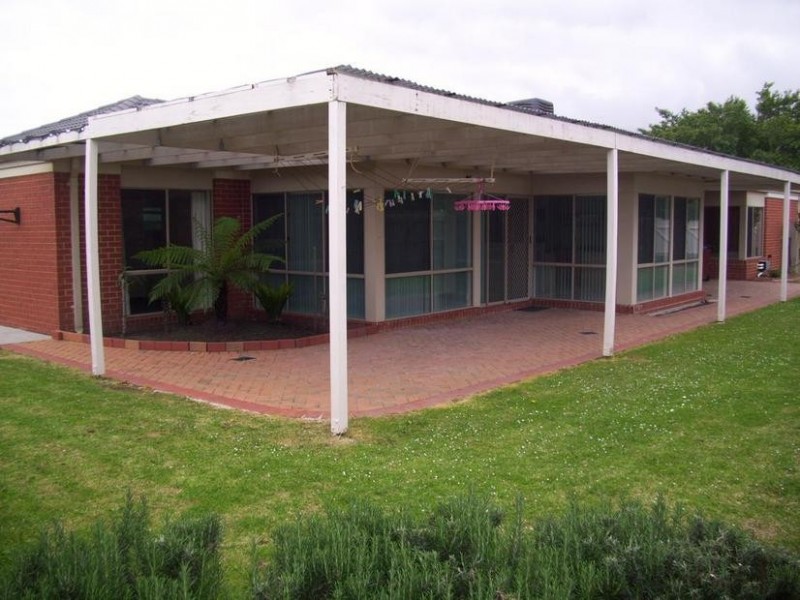 50 Galloway Drive, Narre Warren South VIC 3805