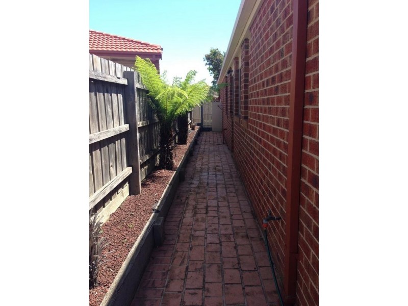 2 Brampton Court, Narre Warren VIC 3805