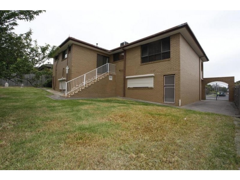10 Simmonds Place, Endeavour Hills VIC 3802