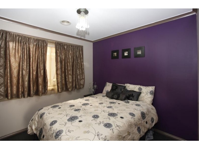 94 Ridgemont Drive, Berwick VIC 3806