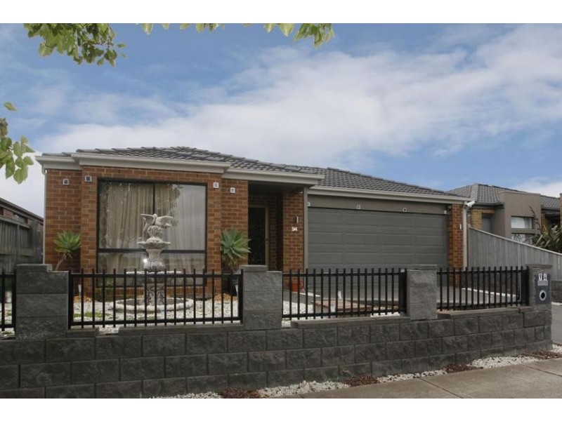 94 Ridgemont Drive, Berwick VIC 3806