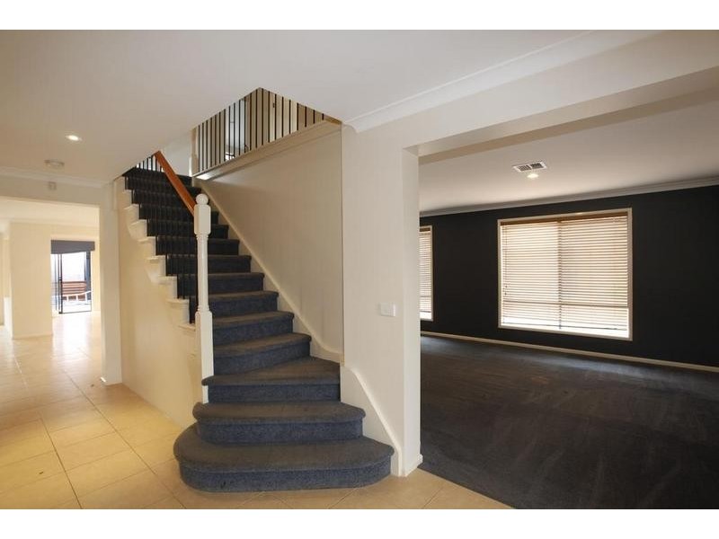 11 Blake Street, Berwick VIC 3806