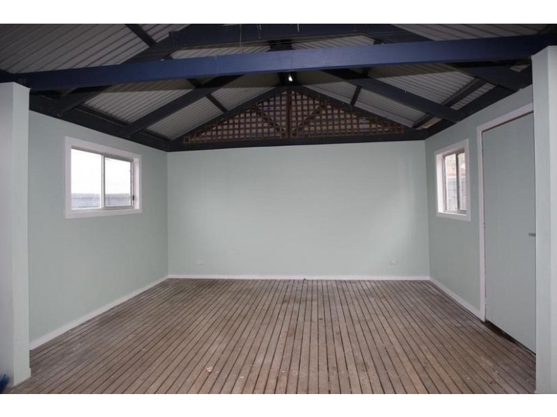 11 Blake Street, Berwick VIC 3806