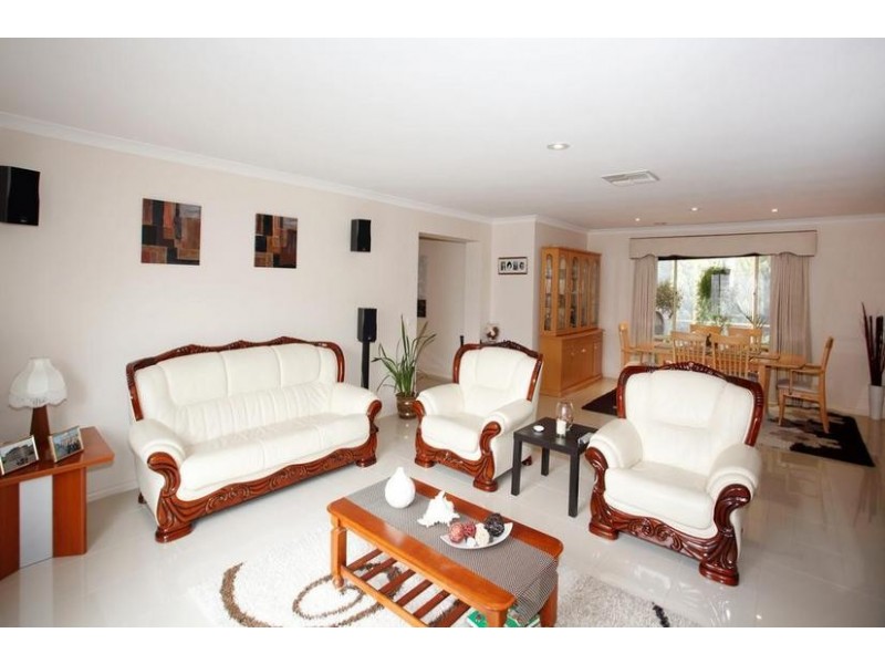 1 Conica Court, Hallam VIC 3803