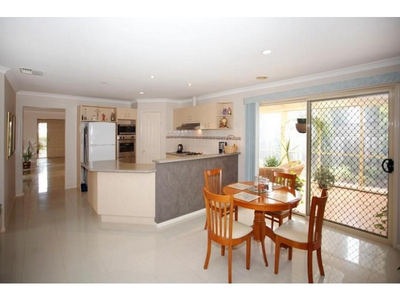 1 Conica Court, Hallam VIC 3803