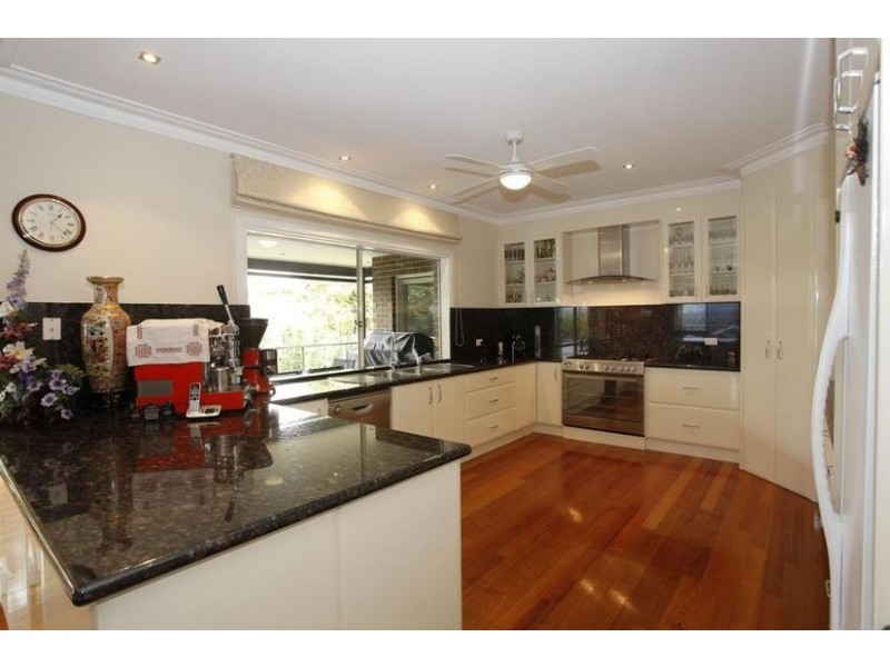 13 Kallara Crescent, Narre Warren VIC 3805