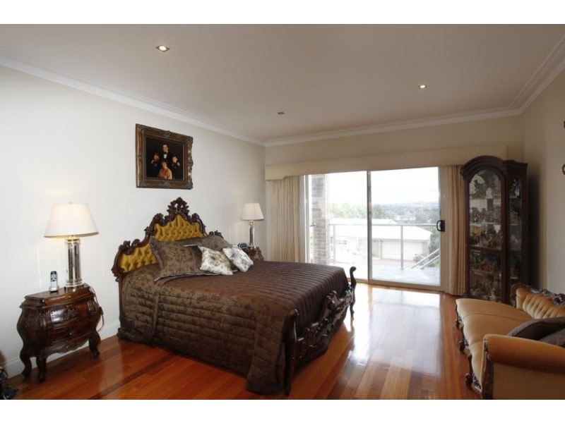 13 Kallara Crescent, Narre Warren VIC 3805