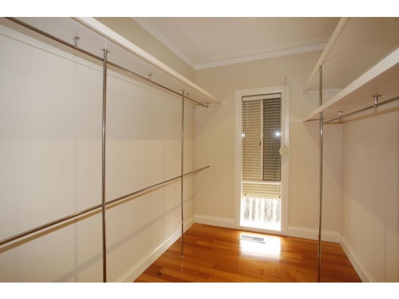 13 Kallara Crescent, Narre Warren VIC 3805