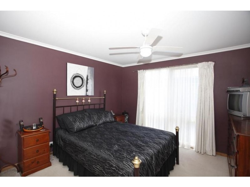 6 Raleigh Drive, Narre Warren South VIC 3805