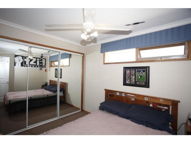 6 Raleigh Drive, Narre Warren South VIC 3805