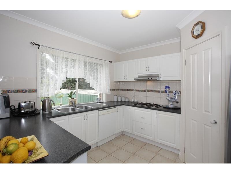 135 Montbrae Circuit, Narre Warren North VIC 3804