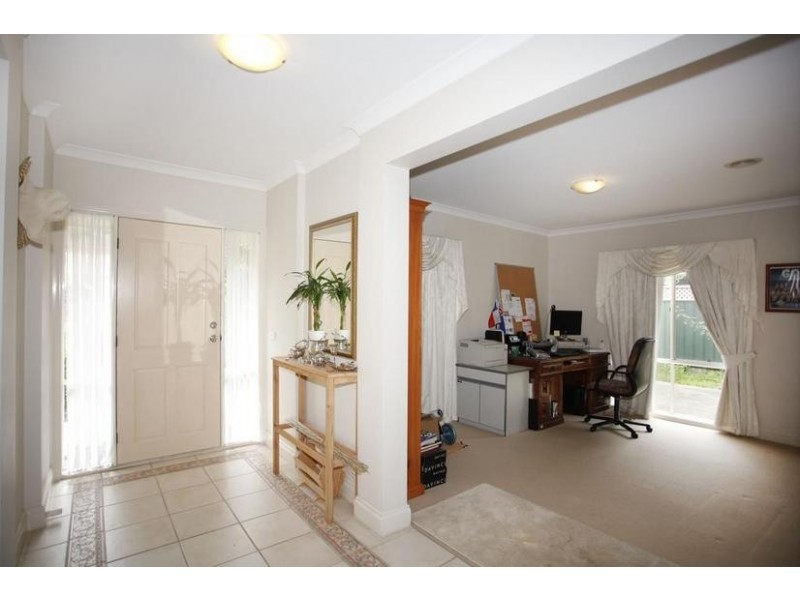 135 Montbrae Circuit, Narre Warren North VIC 3804