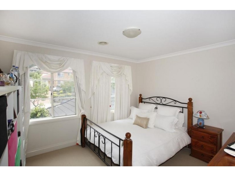 135 Montbrae Circuit, Narre Warren North VIC 3804