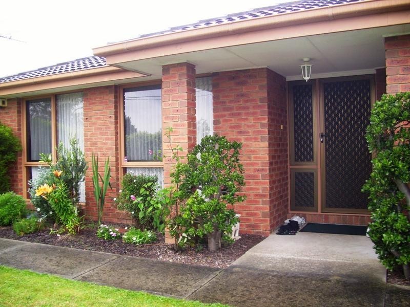 72 Lesley Drive, Hampton Park VIC 3976